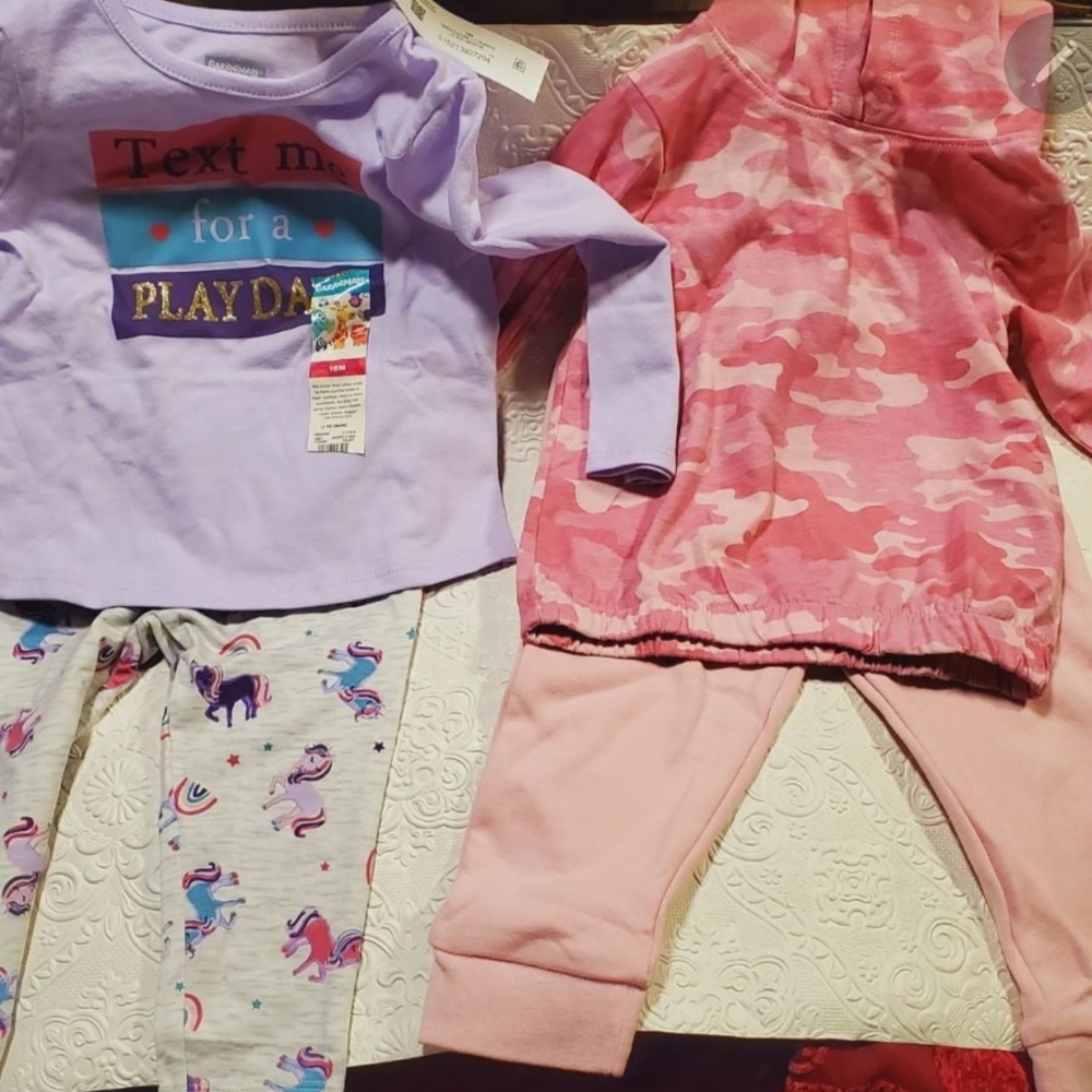 4 NEW OUTFITS